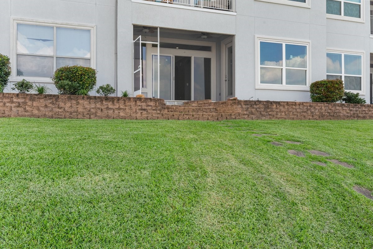 168 Lake Point Boulevard, Unit C102 Conroe, TX 77356 - Photo 34 of 35