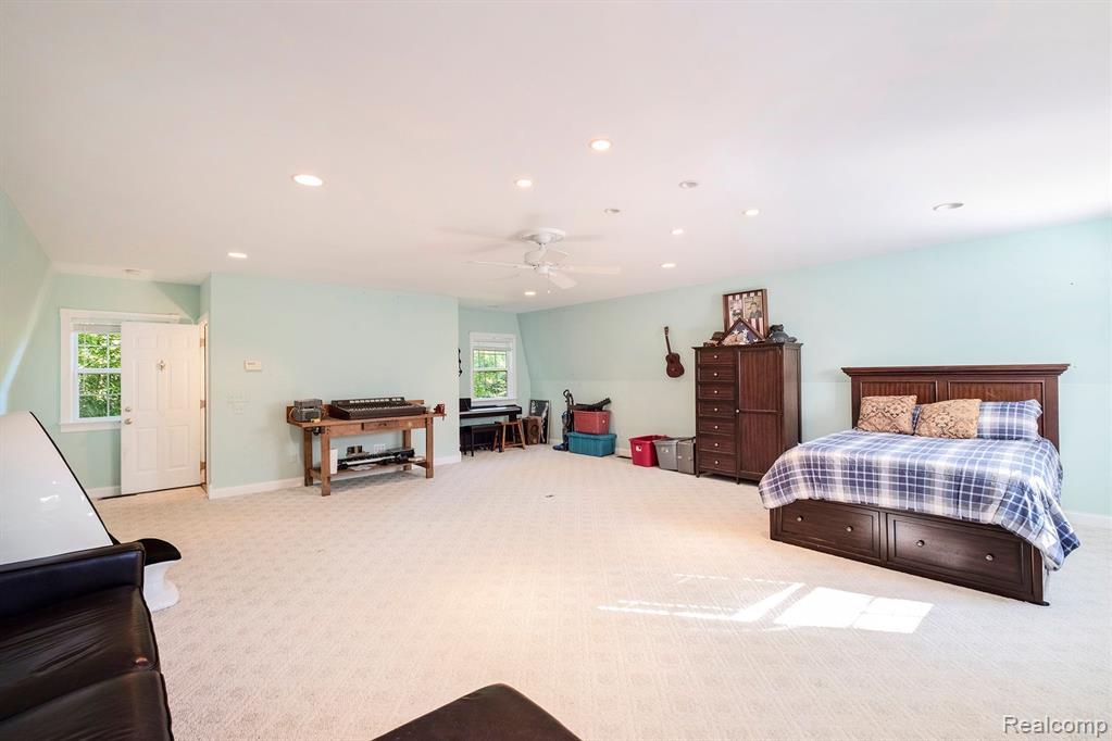 3090 Mason Road Howell, MI 48843 - Photo 23 of 33 Gallery Image 23