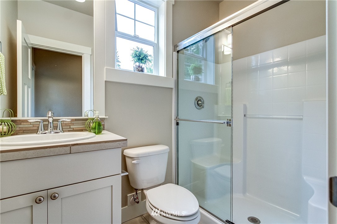 22 213th Street Southwest Bothell, WA 98021 - Photo 10 of 24