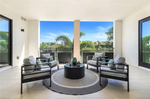 $2,845,000 | 1130 3rd Avenue South, Unit 211, Naples, FL 34102