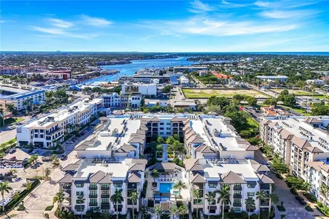 $2,845,000 | 1130 3rd Avenue South, Unit 211, Naples, FL 34102