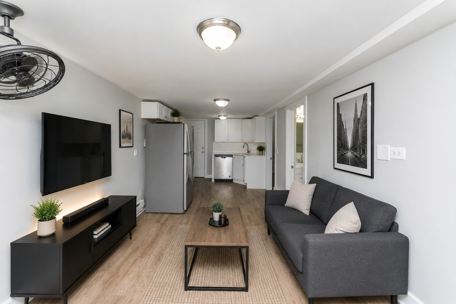 1431 West Flournoy Street, Unit G Chicago, IL 60607 - Photo 2 of 11