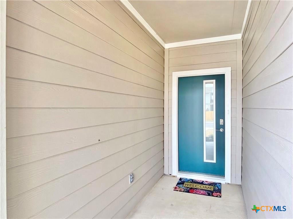 100 Geminiflora Bend Leander, TX 78641 - Photo 3 of 38