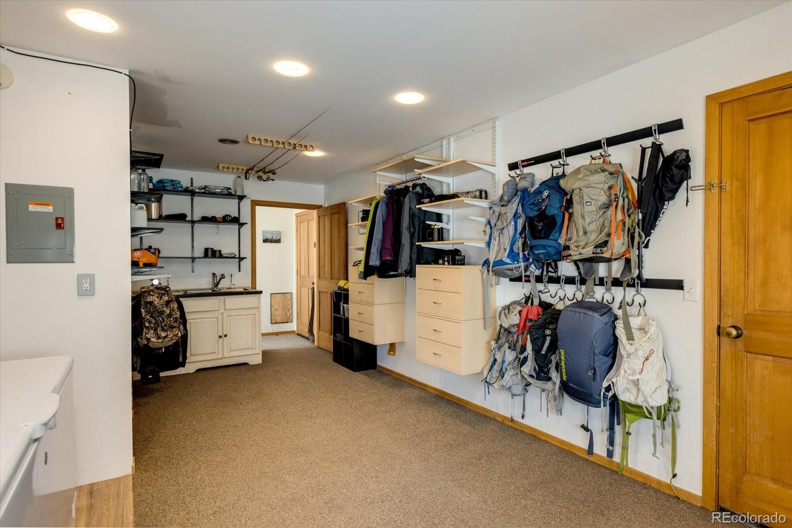 326 Peakview Road Boulder, CO 80302 - Photo 18 of 29 a view of a room with gym equipment