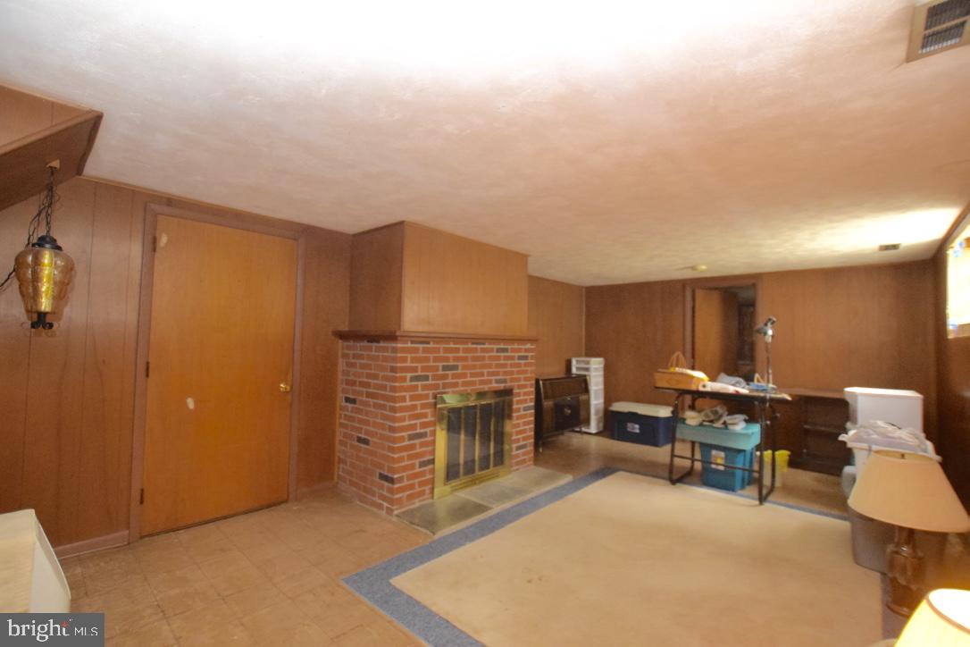 55 Old Manor Road Newark, DE 19711 - Photo 6 of 17 Gallery Image 6