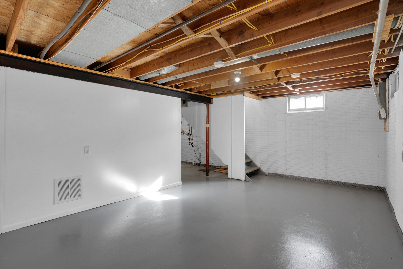 526 29th Avenue West Milan, IL 61264 - Photo 16 of 28 a view of small space