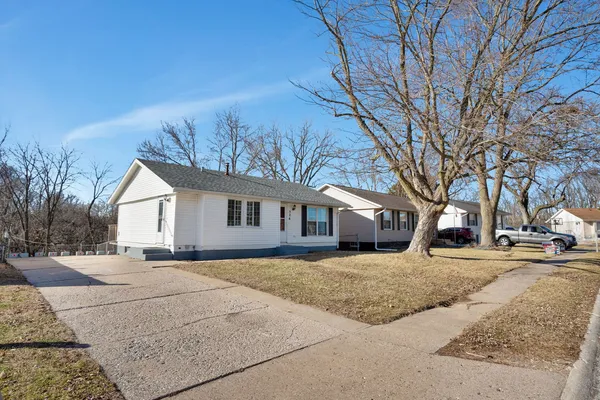 $159,900 | 526 29th Avenue West, Milan, IL 61264