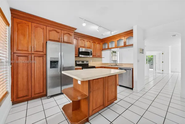 $4,300 | 931 Opal Terrace, Weston, FL 33326
