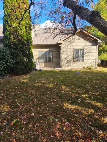 $295,000 | 2013 Jeffrey Lane, Unit 2013, Elgin, IL 60123