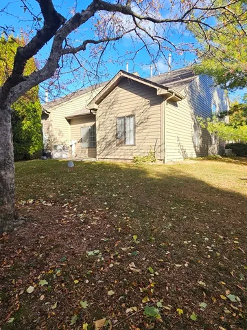 $295,000 | 2013 Jeffrey Lane, Unit 2013, Elgin, IL 60123