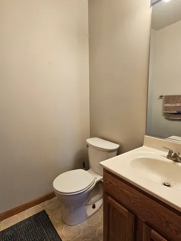 $295,000 | 2013 Jeffrey Lane, Unit 2013, Elgin, IL 60123