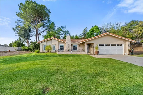 $849,000 | 35930 Bella Vista Drive, Yucaipa, CA 92399