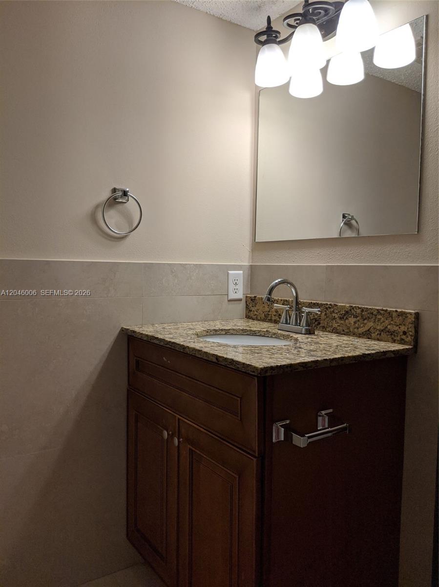 4015 West McNab Road, Unit D210 Pompano Beach, FL 33069 - Photo 18 of 34