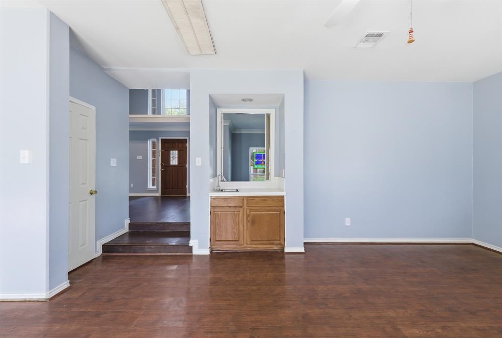 1801 Rolling Ridge Drive Grapevine, TX 76051 - Photo 18 of 37