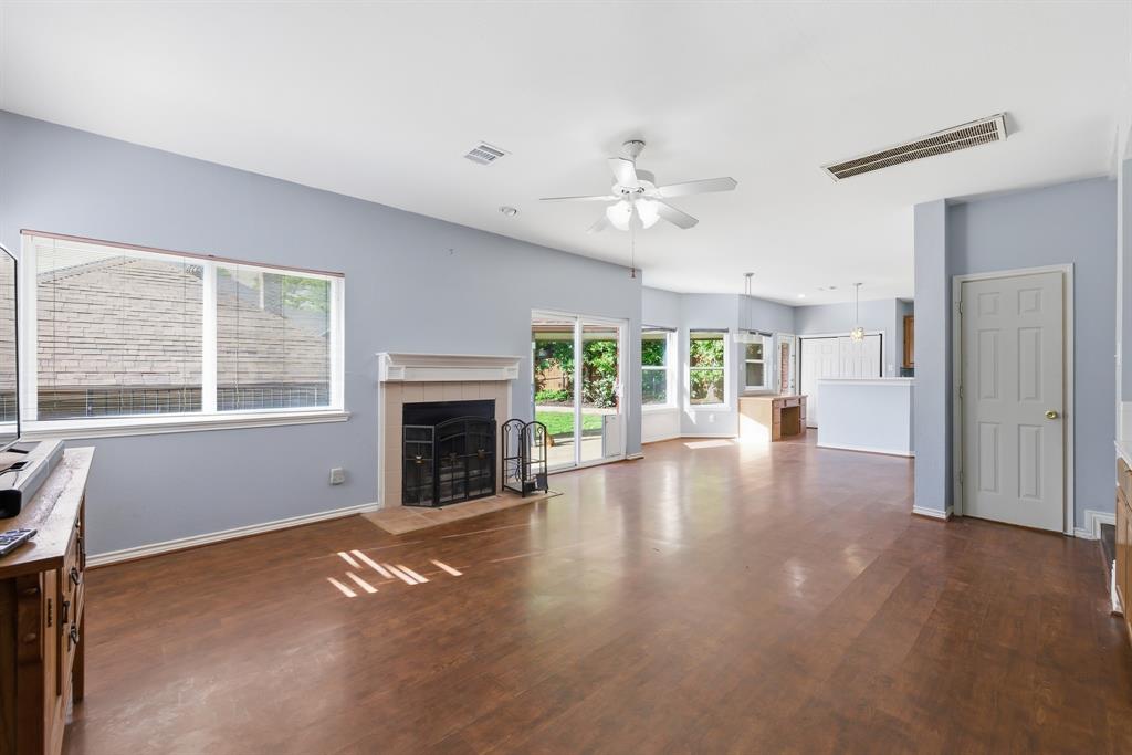 1801 Rolling Ridge Drive Grapevine, TX 76051 - Photo 20 of 37