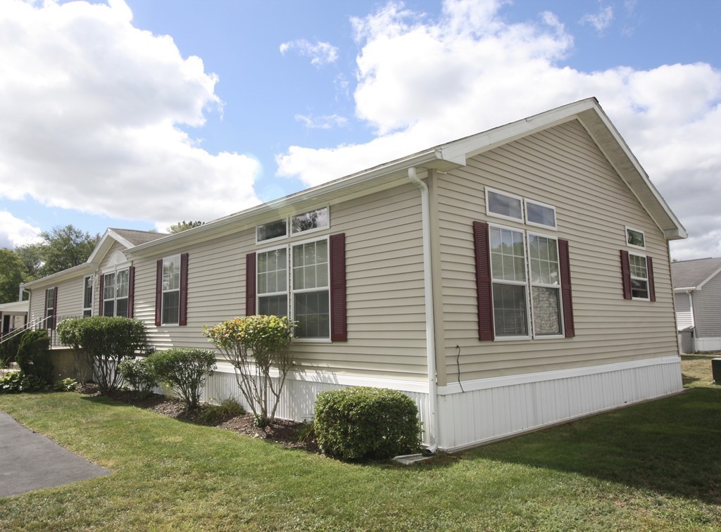25 George's Loop Raynham, MA 02767 - Photo 2 of 30 Gallery Image 2