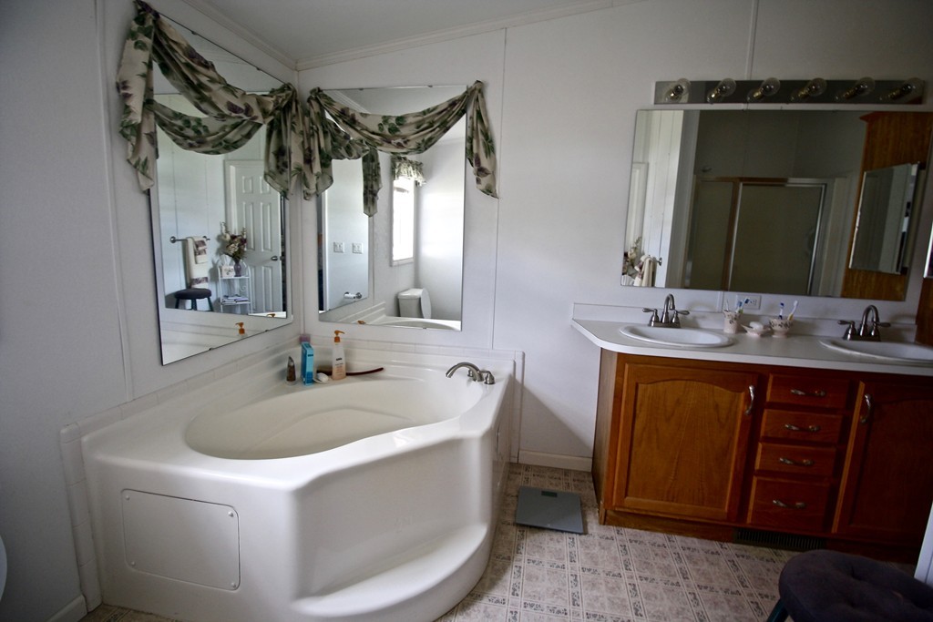 25 George's Loop Raynham, MA 02767 - Photo 23 of 30 Gallery Image 23