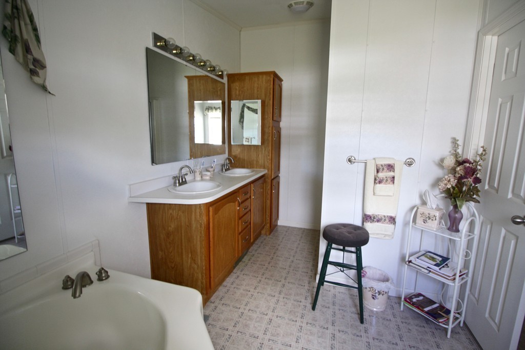 25 George's Loop Raynham, MA 02767 - Photo 26 of 30 Gallery Image 26