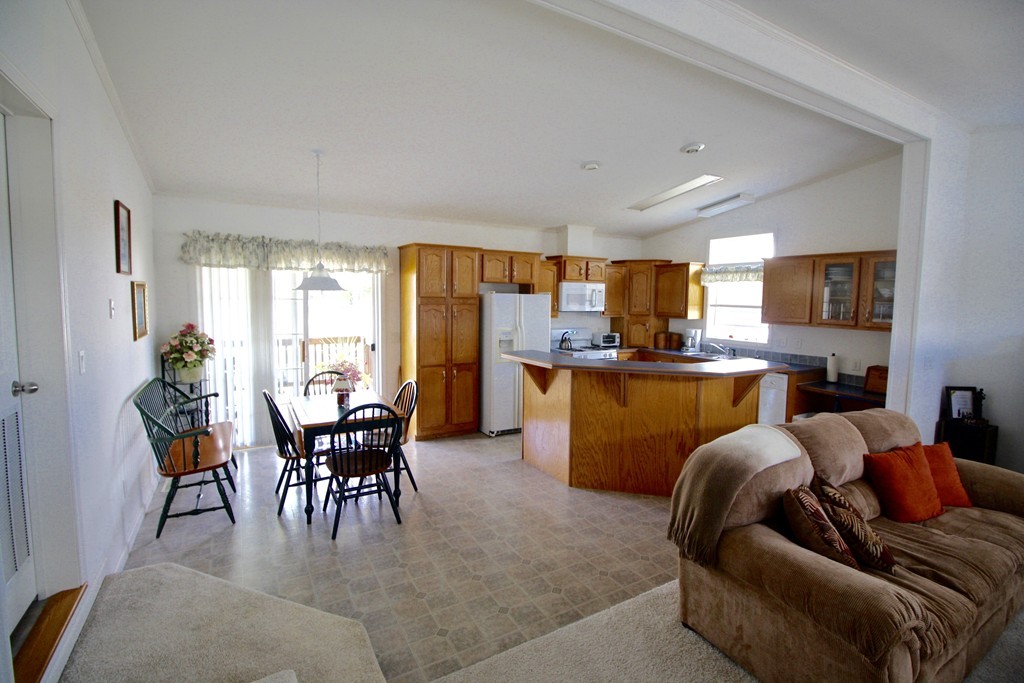 25 George's Loop Raynham, MA 02767 - Photo 8 of 30 Gallery Image 8