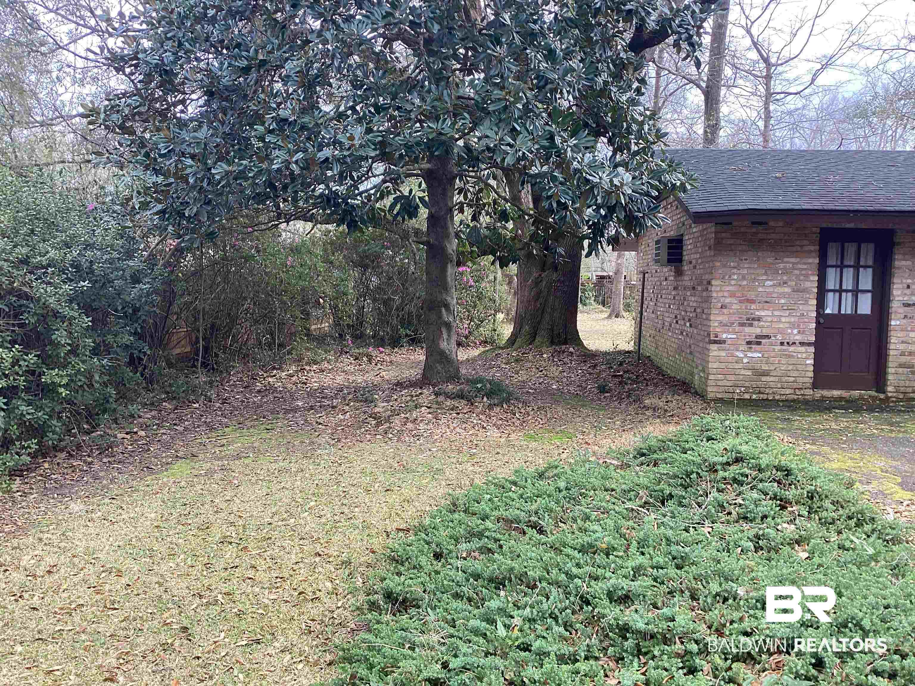 507 Rider Court Bay Minette, AL 36507 - Photo 4 of 33 Backyard