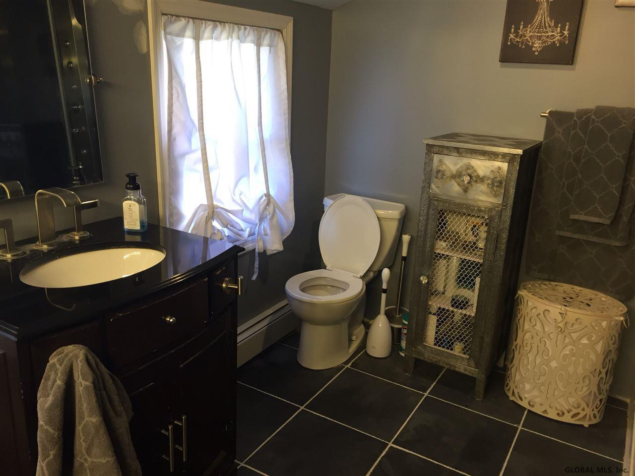 3 Pinehurst Road Colonie, NY 12205 - Photo 14 of 18 Photo 14