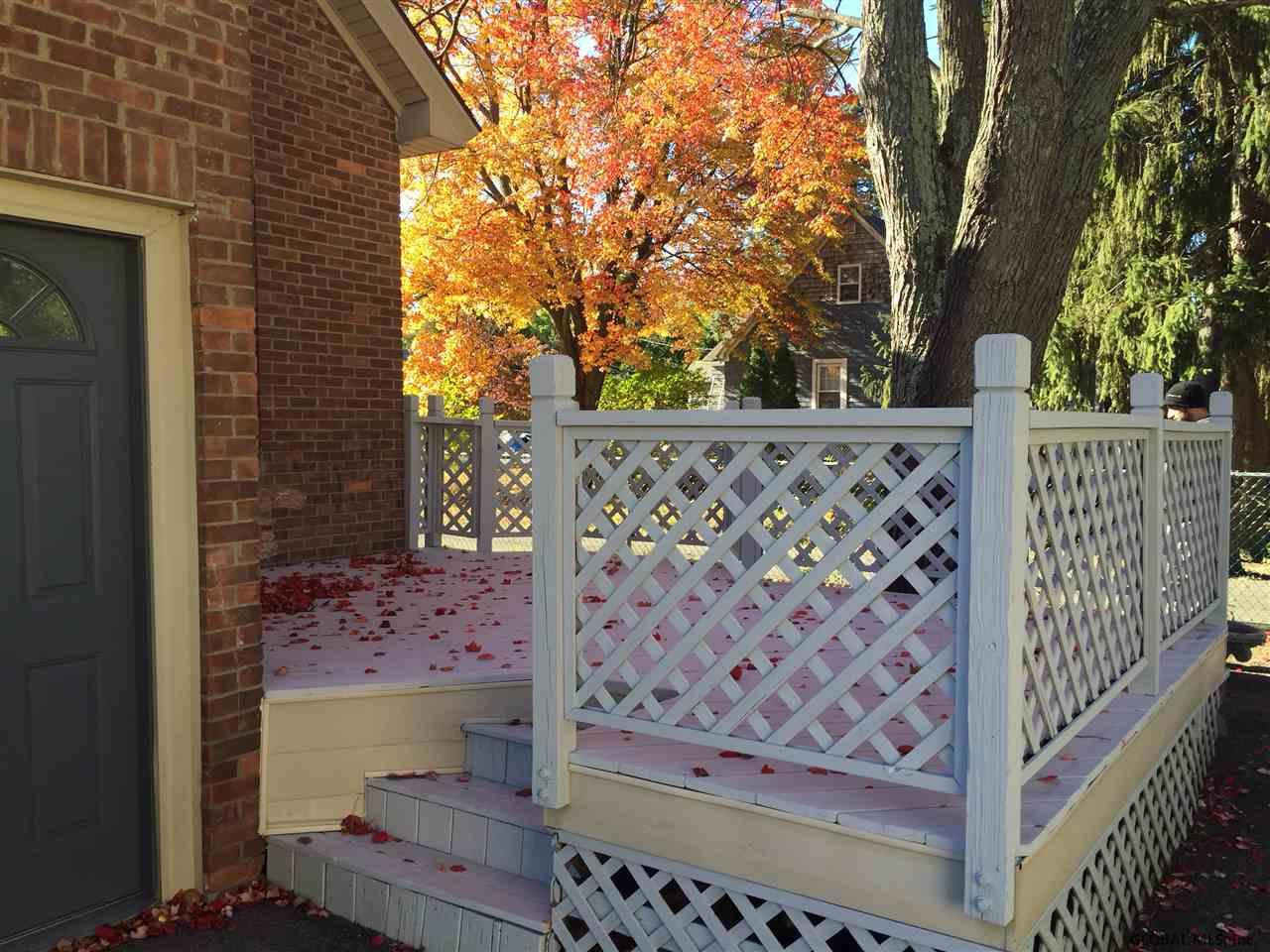 3 Pinehurst Road Colonie, NY 12205 - Photo 3 of 18 Photo 3