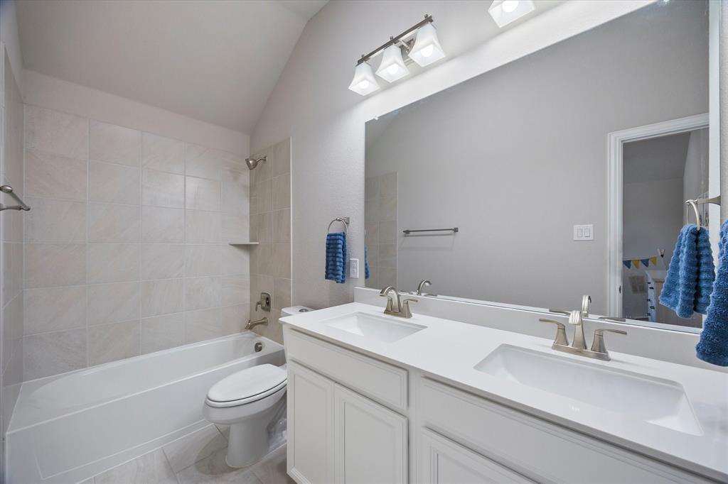 7504 Larson Lane Rowlett, TX 75089 - Photo 29 of 38