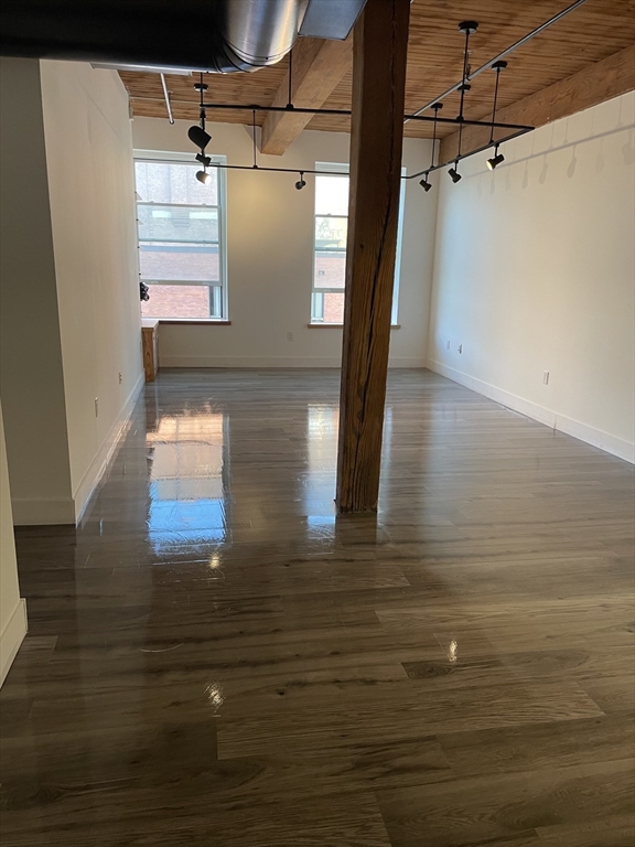 385 Worthington Street, Unit 3G Springfield, MA 01103 - Photo 1 of 9