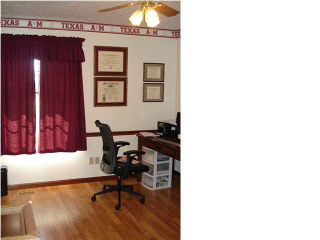 3266 West Martin Road Newburgh, IN 47630 - Photo 13 of 30 Gallery Image 13