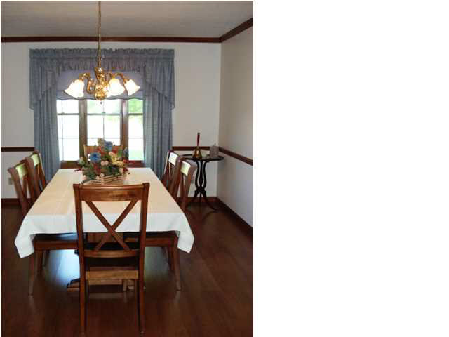 3266 West Martin Road Newburgh, IN 47630 - Photo 6 of 30 Gallery Image 6