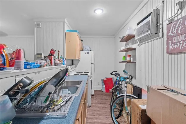 $299,000 | 906 Buena Vista Drive, Tallahassee, FL 32304