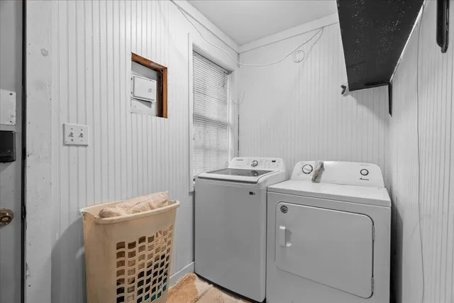 $299,000 | 906 Buena Vista Drive, Tallahassee, FL 32304