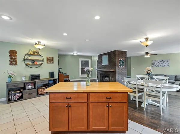 $340,000 | 1900 Glenn Court, Marthasville, MO 63357