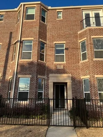 $2,900 | 313 North Mill Street, Lewisville, TX 75057