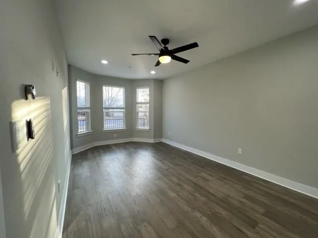 $2,900 | 313 North Mill Street, Lewisville, TX 75057