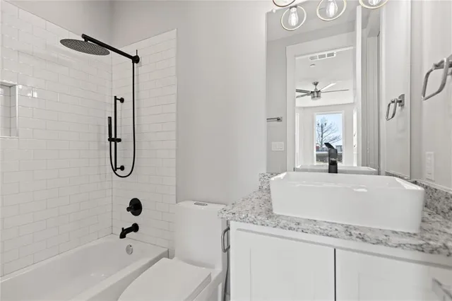 $2,900 | 313 North Mill Street, Lewisville, TX 75057