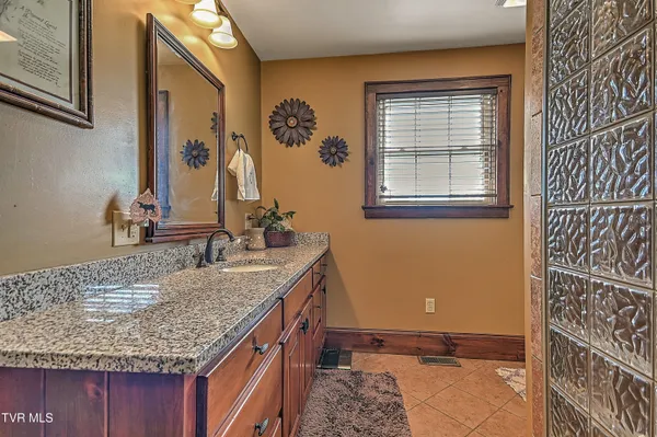 $314,900 | 700 Park Street, Bristol, VA 24201