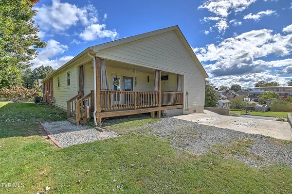 $314,900 | 700 Park Street, Bristol, VA 24201