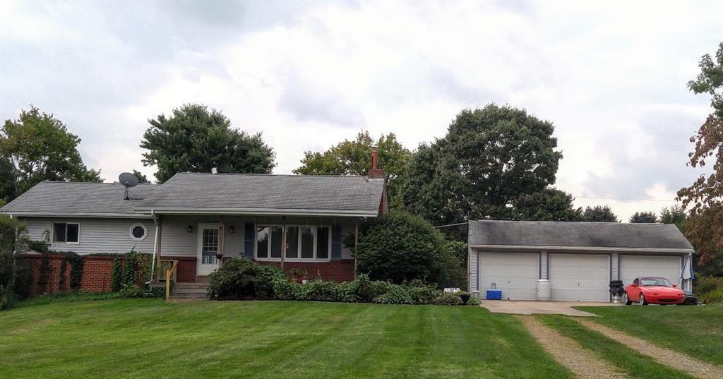 30 Moore Road Clinton, PA 15026 - Photo 2 of 2 Gallery Image 2