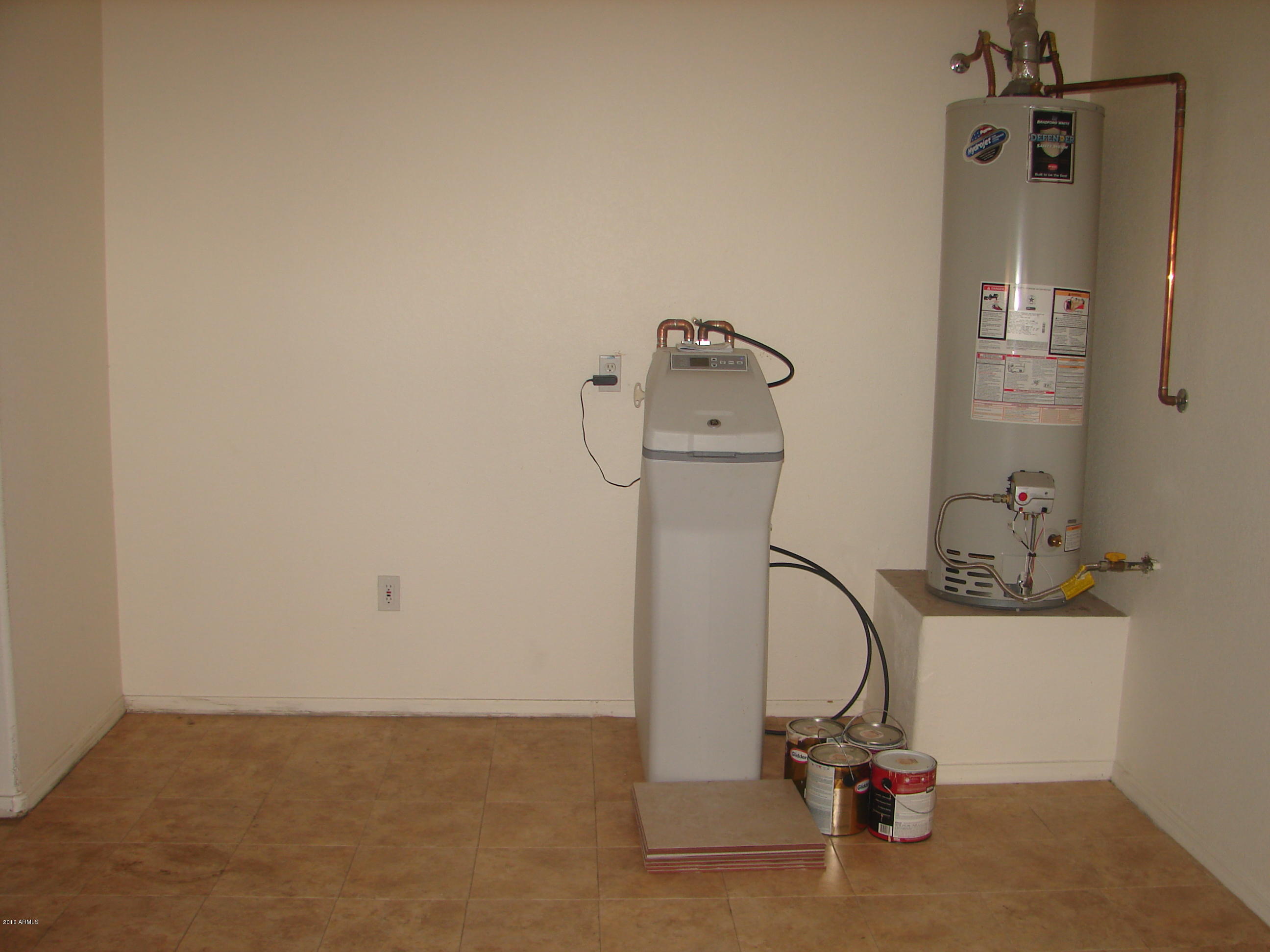 6735 West Bronco Trail Peoria, AZ 85383 - Photo 11 of 18 DSC03653