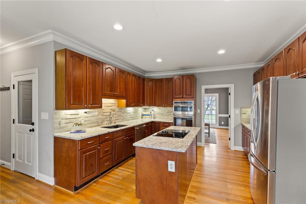 2604 Burch Point High Point, NC 27265 - Photo 14 of 47 Gallery Image 14