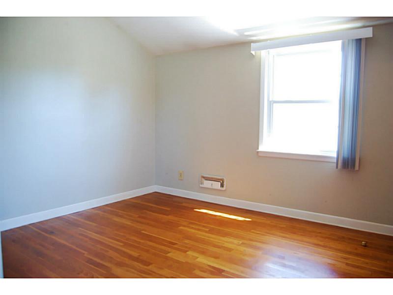32 Plum Road East Providence, RI 02915 - Photo 15 of 25 Bedroom.