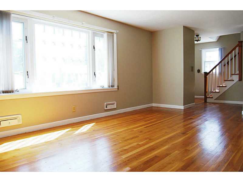 32 Plum Road East Providence, RI 02915 - Photo 7 of 25 Living Room.