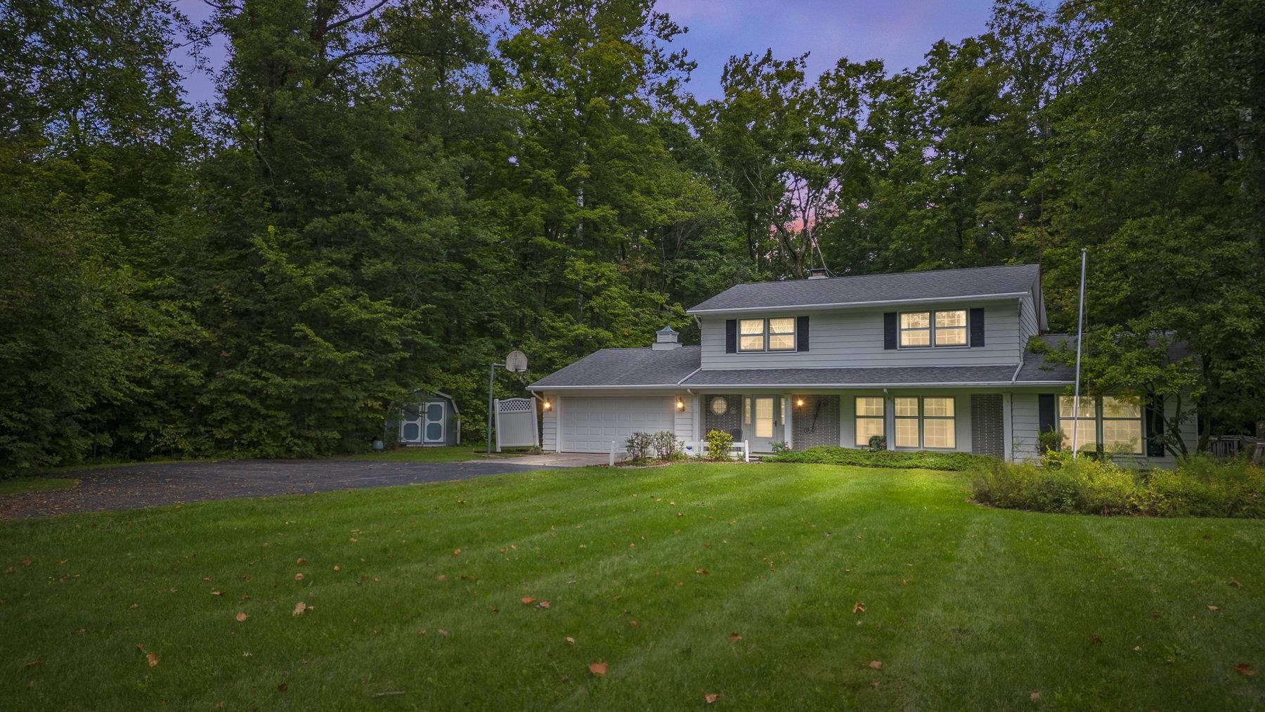 4466 West Division Road Huntington, IN 46750 - Photo 1 of 36 Gallery Image 1