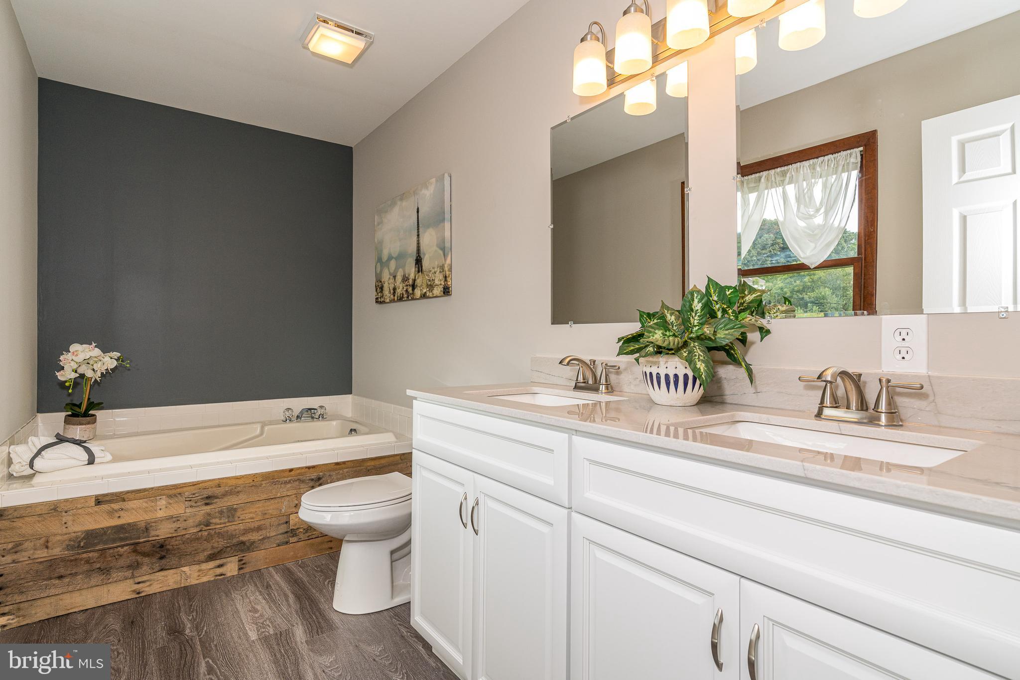 16304 Dolf Road Stewartstown, PA 17363 - Photo 23 of 32 Gallery Image 23