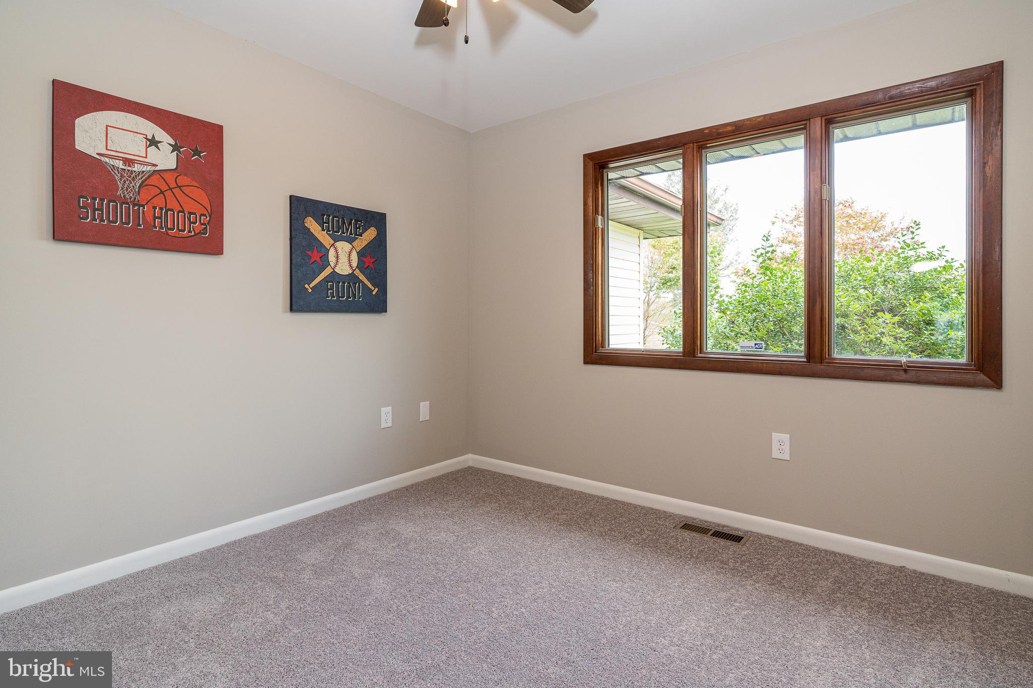 16304 Dolf Road Stewartstown, PA 17363 - Photo 26 of 32 Gallery Image 26