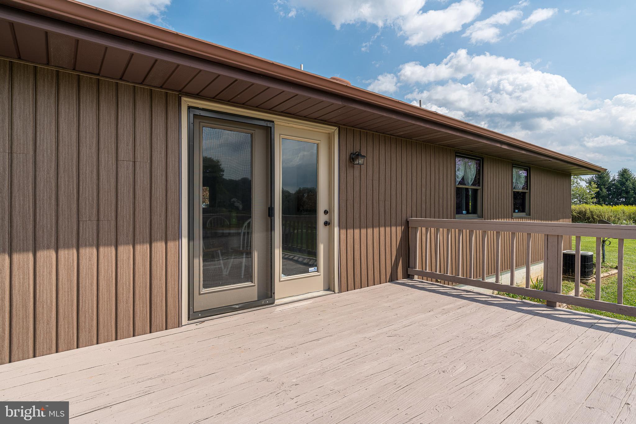 16304 Dolf Road Stewartstown, PA 17363 - Photo 8 of 32 Gallery Image 8
