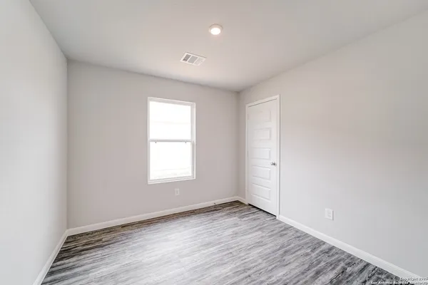 $175,990 | 305 Mariposa Circle, Kenedy, TX 78119