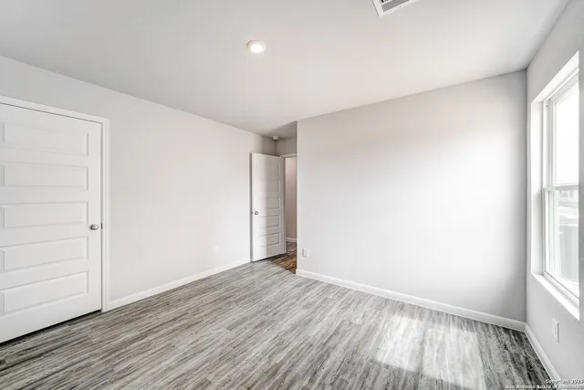 $199,990 | 305 Mariposa Circle, Kenedy, TX 78119