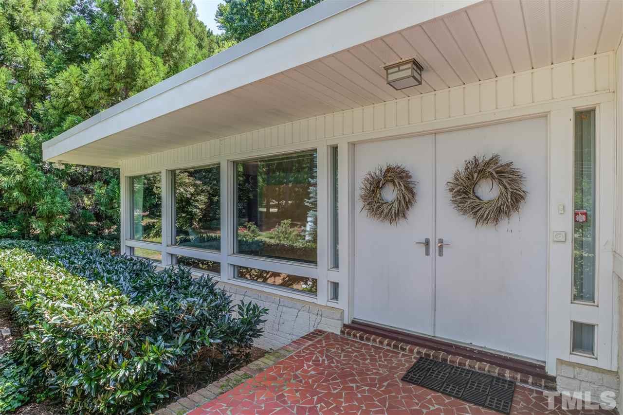 3413 Edgemont Drive Raleigh, NC 27612 - Photo 2 of 30